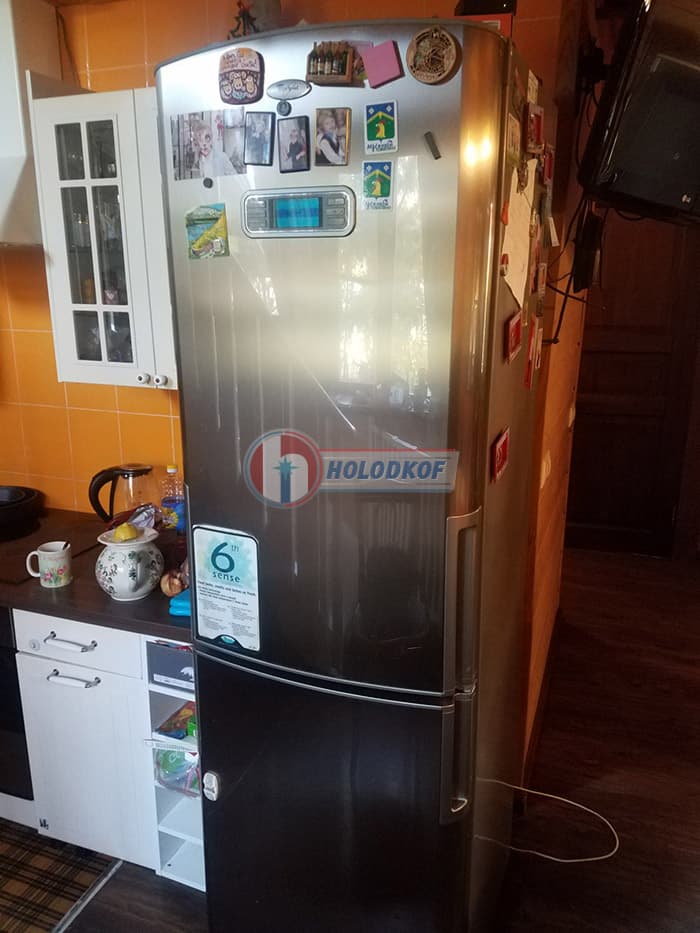 Ремонт холодильника Whirlpool ARC7559IX